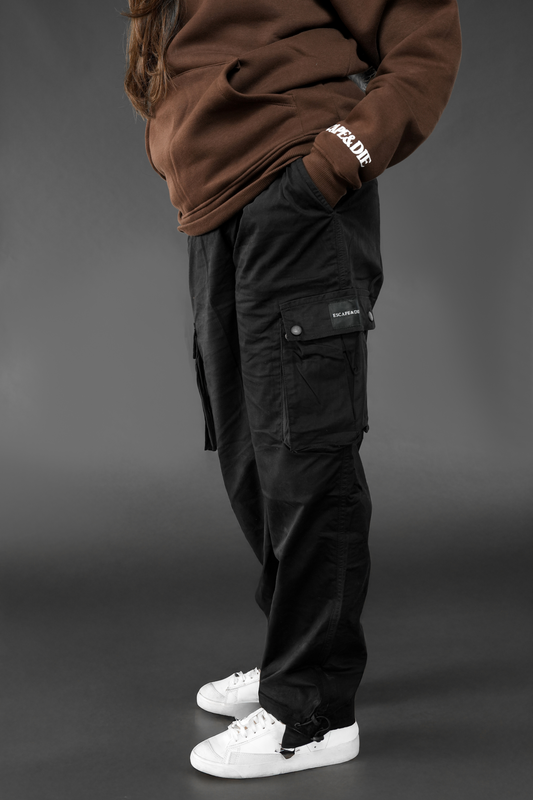 Escape Black Cargo