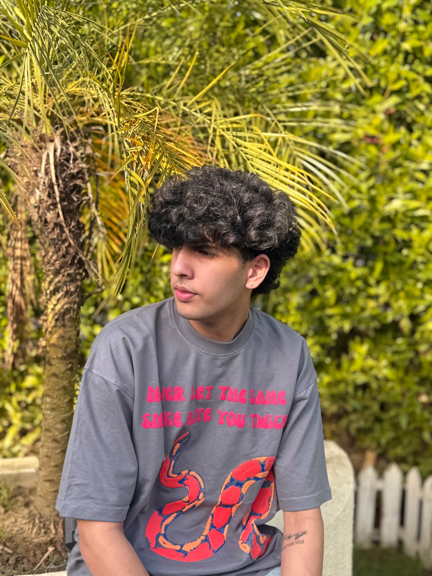 Escape Grey Oversize T-shirt